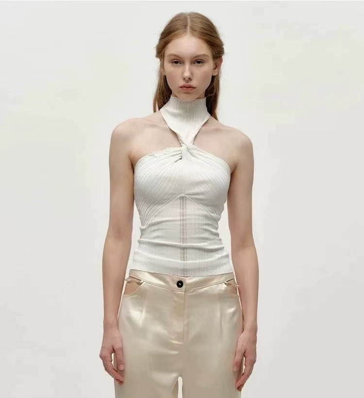 White top CL/M24-004