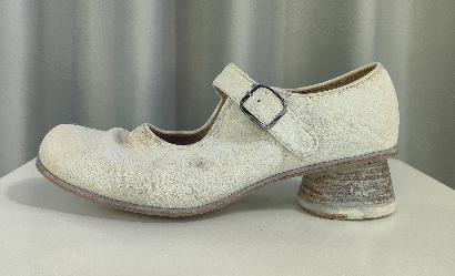 Disabled cordovan leather beige