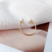 Low-key and versatile freshwater gem open band ring (size adjustable - Image 1