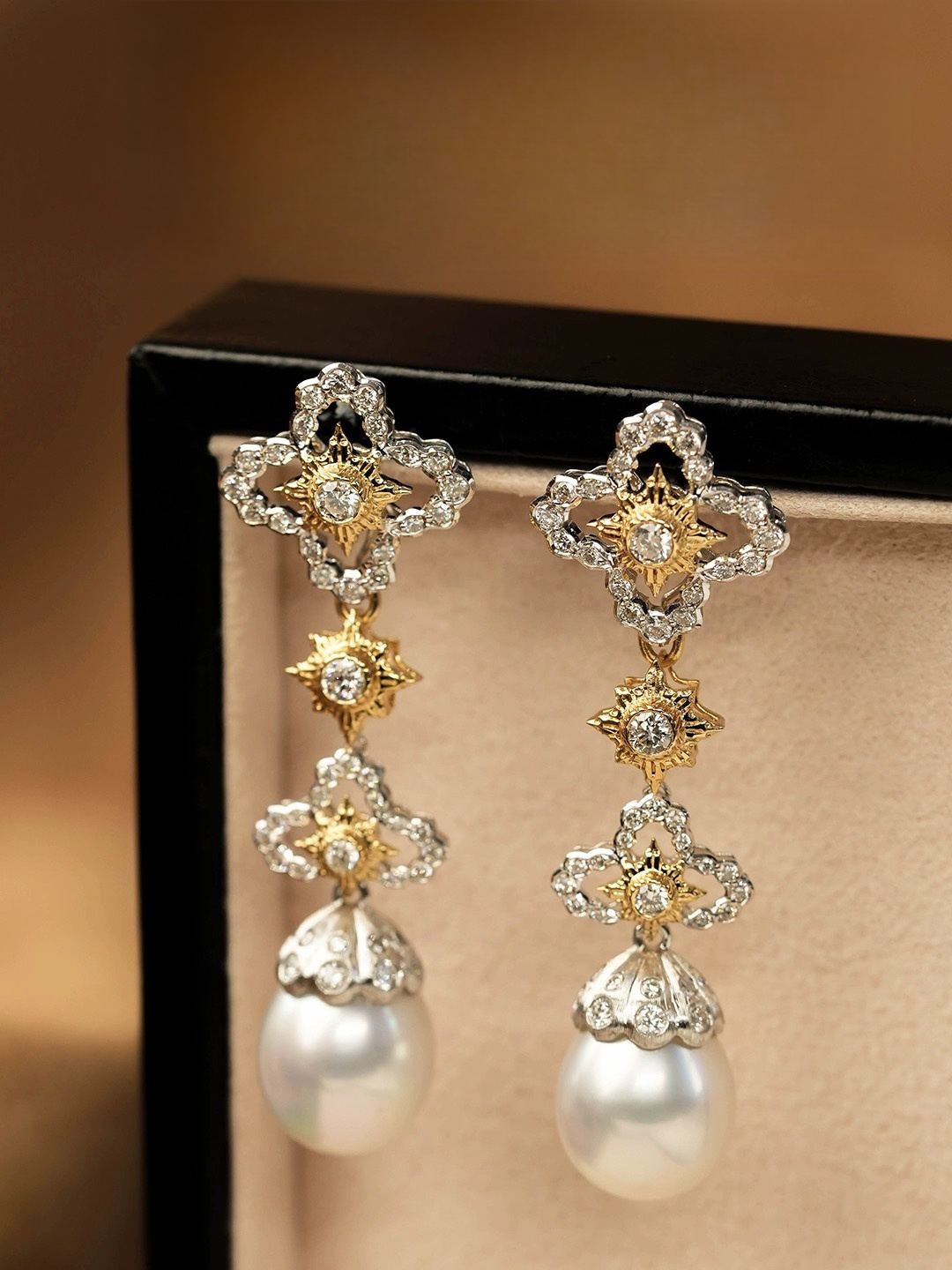 Italian craftsmanship natural pearl drop earrings