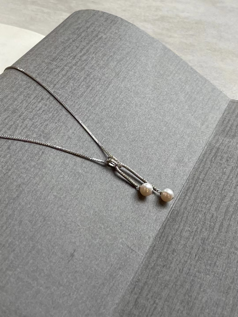 Elegant intellectual bow pearl necklace (gold, silver) - Image 1