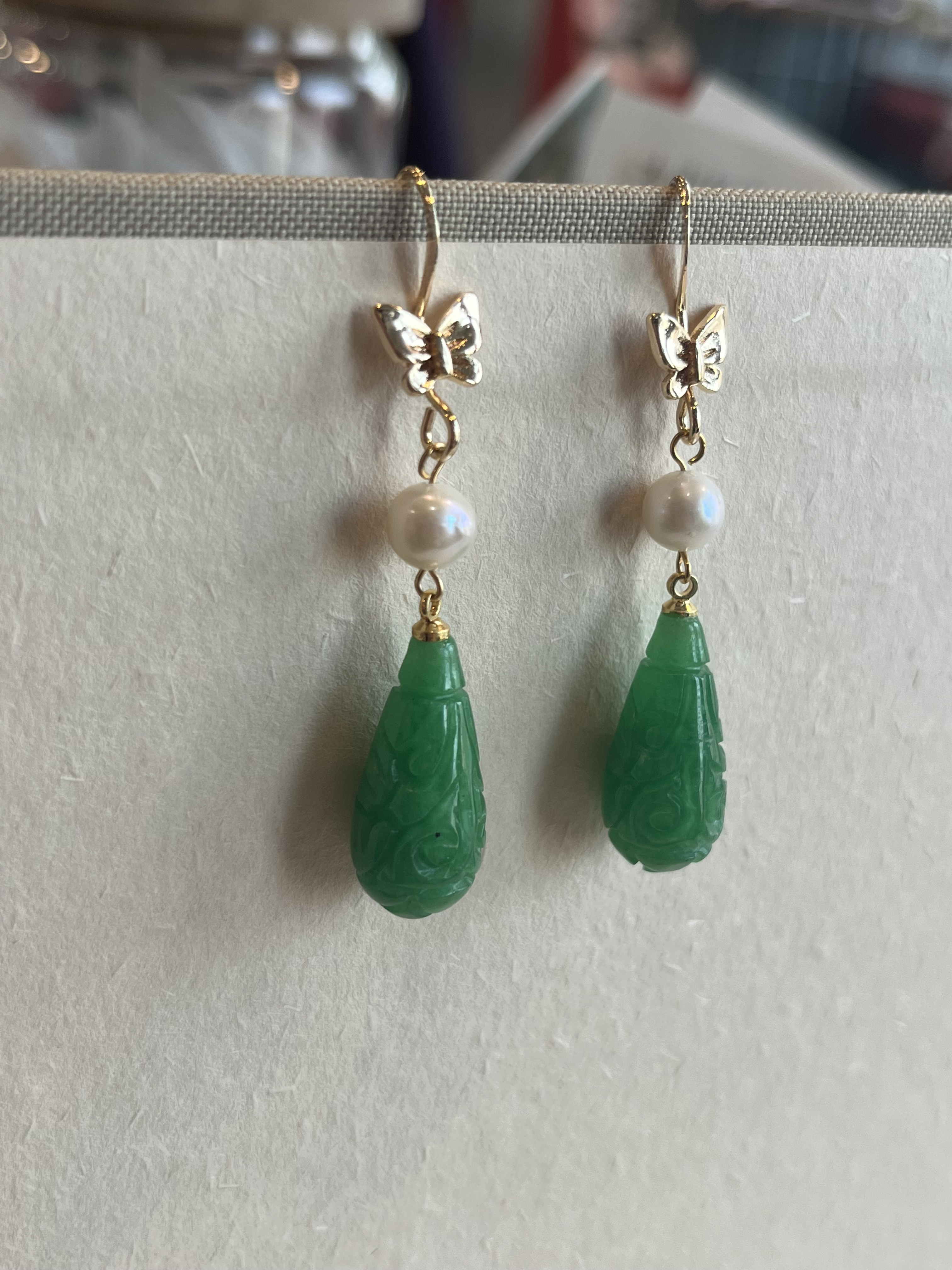 Antique jadeite dry blue drop-shaped Ruyi ear hooks (purely hand-carved) - Image 1