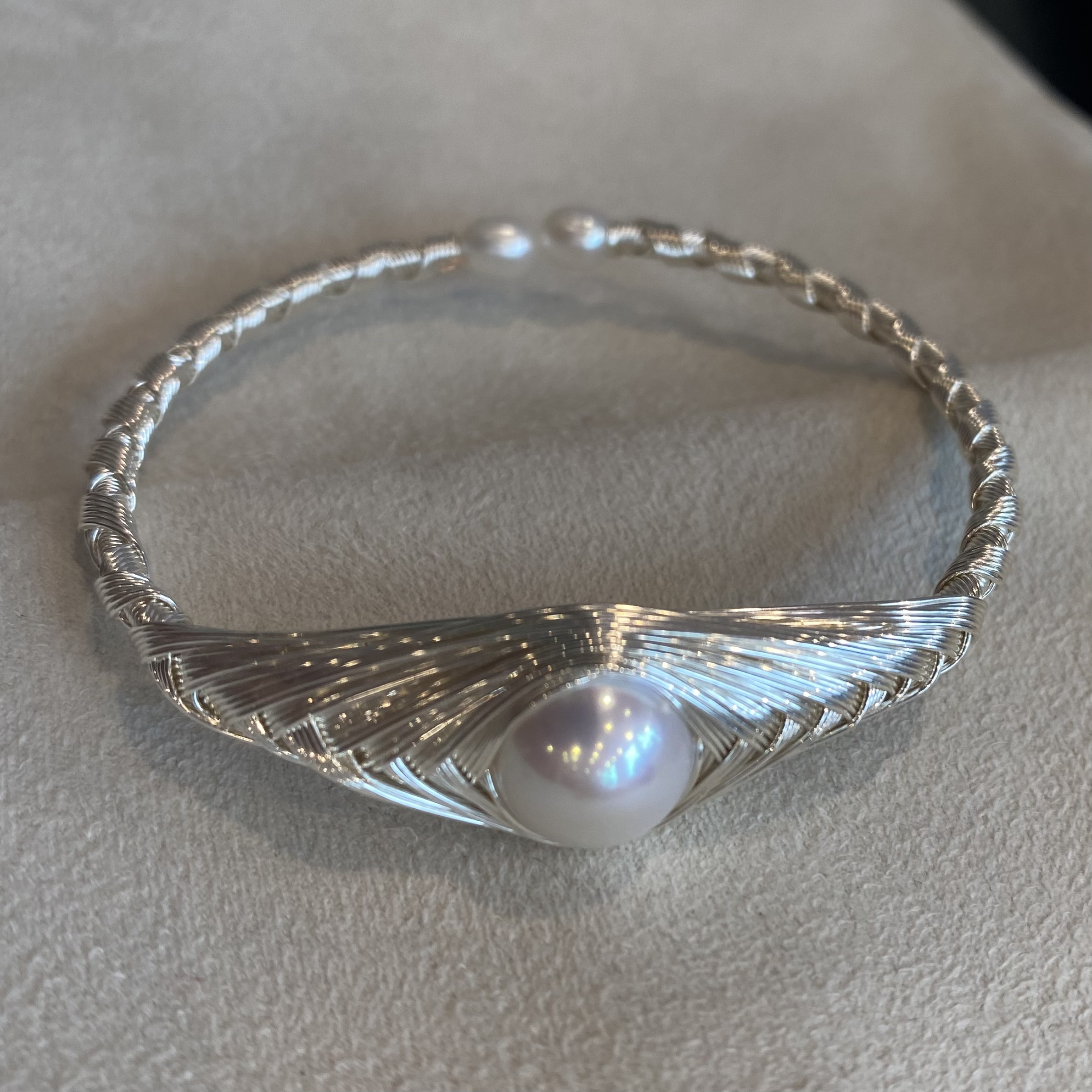 (White) Devil's Eye Bali Open Pearl Bracelet