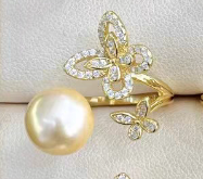Diewu Yingzhu Ring (gold)