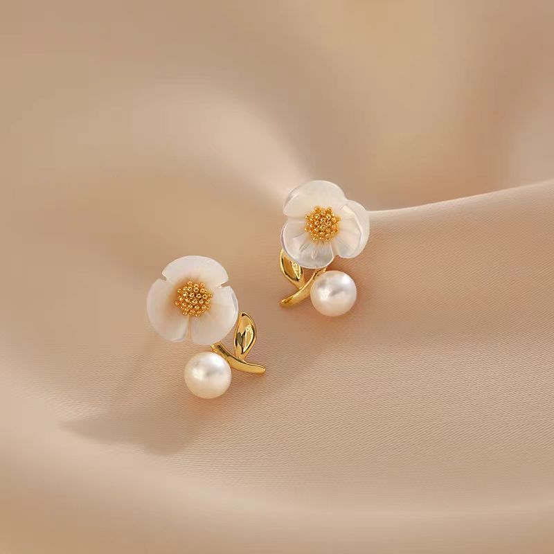 Pearl Plum Blossom Earrings