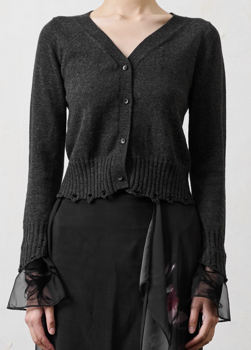 Black yak velvet short knitted cardigan with mesh flocking and cuffs