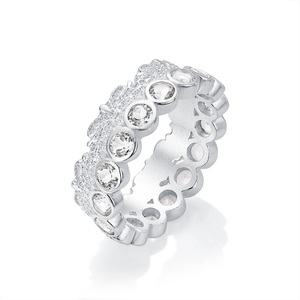 Oil painting thin ring white