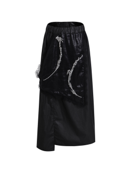Star Trail Phantom Beads
Asymmetrical lace skirt black