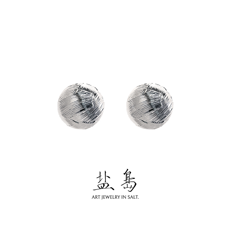 Oil painting series brushstroke hemisphere earrings white gold