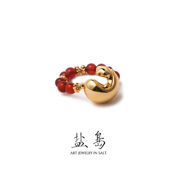 Gold scale koi ring