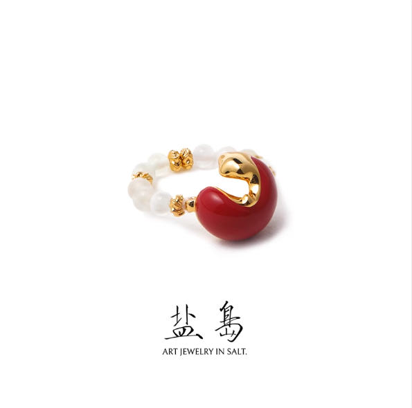 Gold scale koi ring