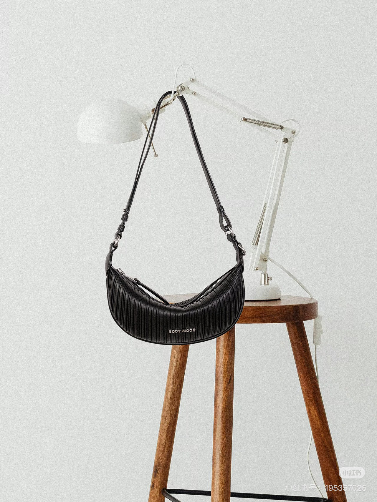Ravioli Fried Dumplings Small Crossbody Charcoal Black