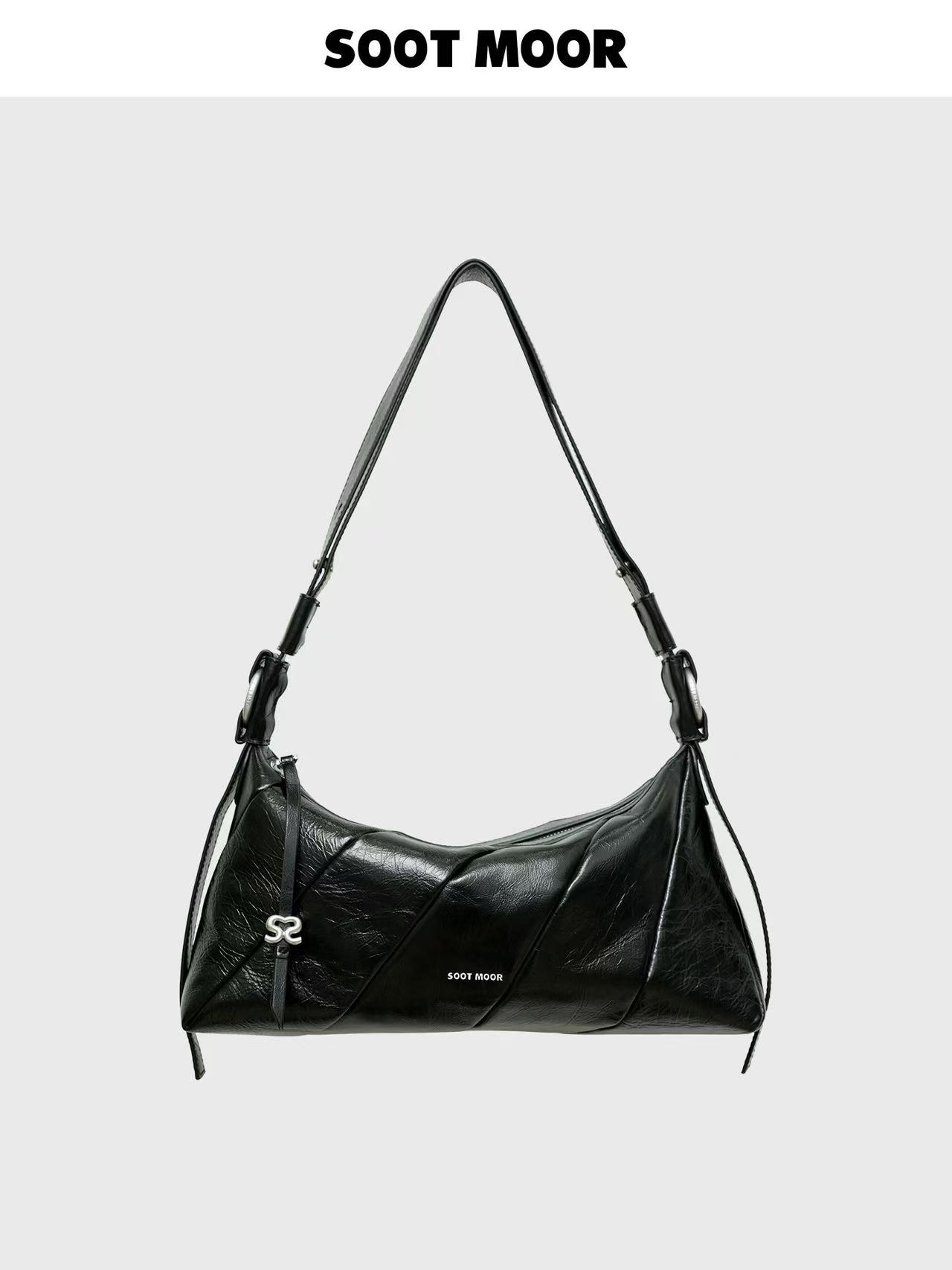 L’Infini screw bag carbon black