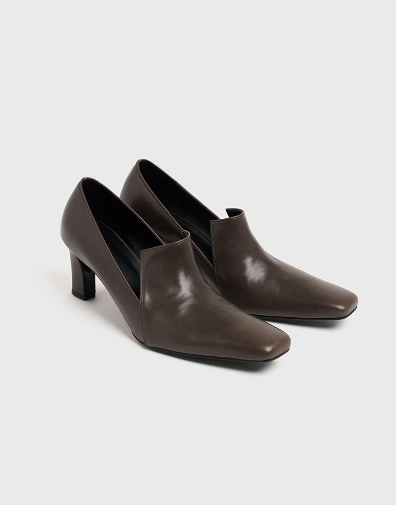 OLTU square pumps