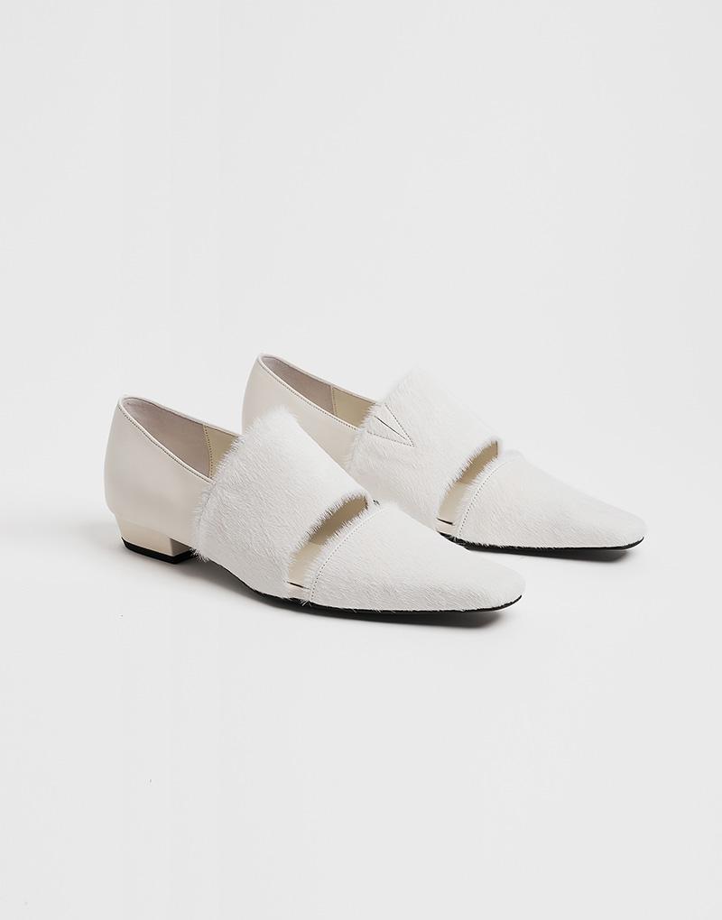 HOV cutout loafer