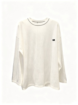 Relaxed contrasting sweater